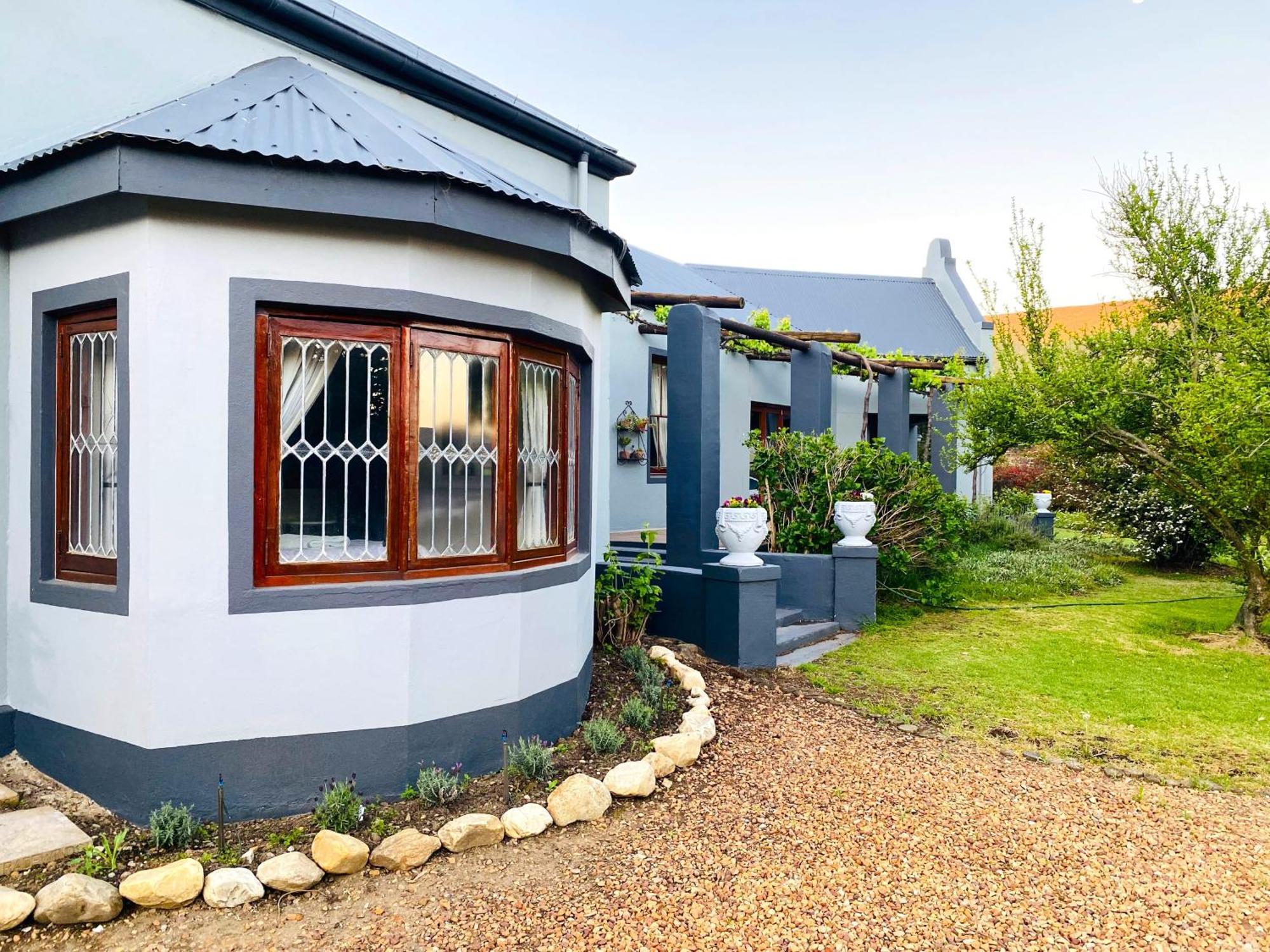 Hotel Oaksrest Vineyards Guest Farm Ladismith Esterno foto
